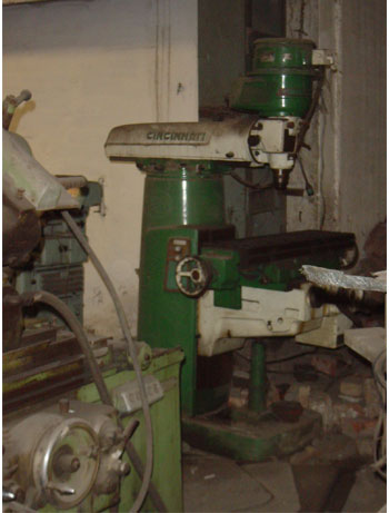 Cincinnati Turret Type Milling Machine